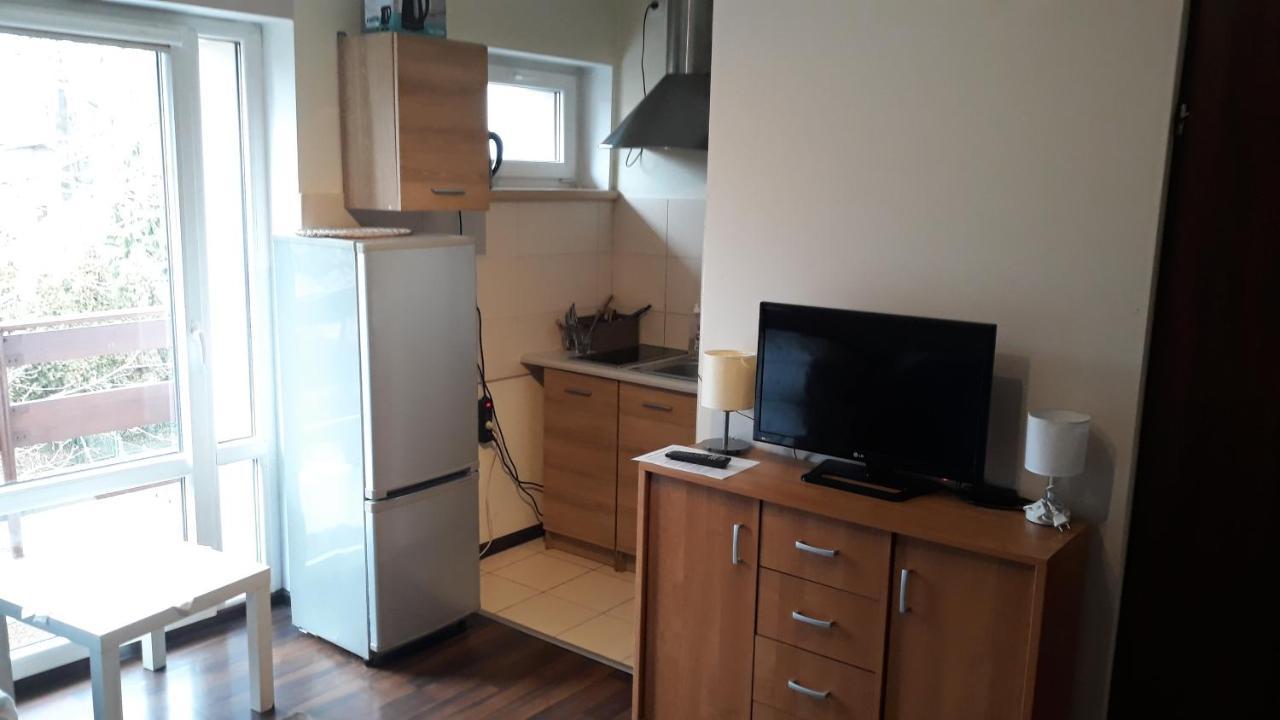 Apartamenty I Pokoje Przy Parku Еленя-Гура Экстерьер фото